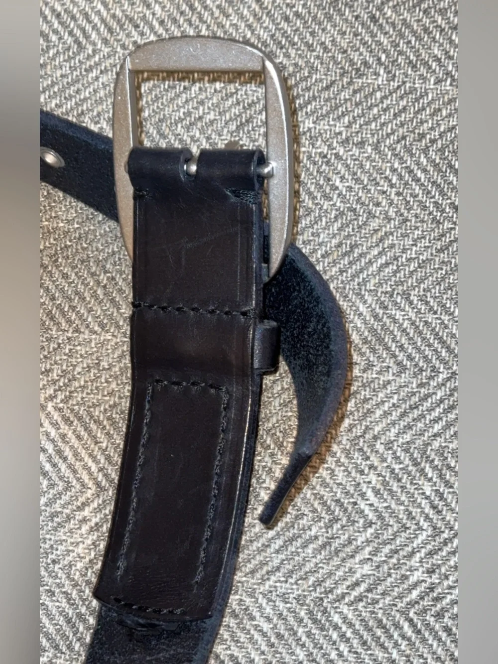 ALL SAINTS BLACK LEATHER GROMMET BELT SILVER METAL LOOP MEN ACCESSORIES